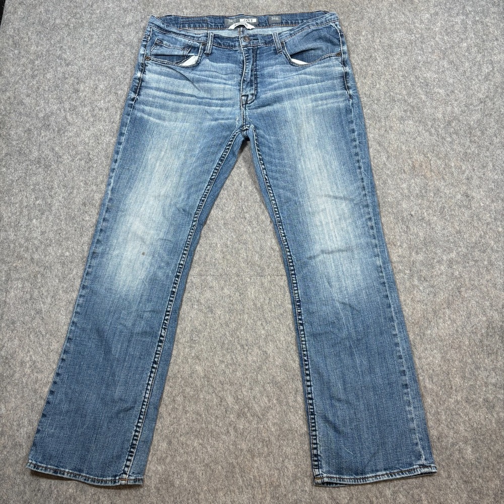 BKE Jake Bootleg Jeans Men's Size 36R Medium Light Wash Blue Denim Pants Casual